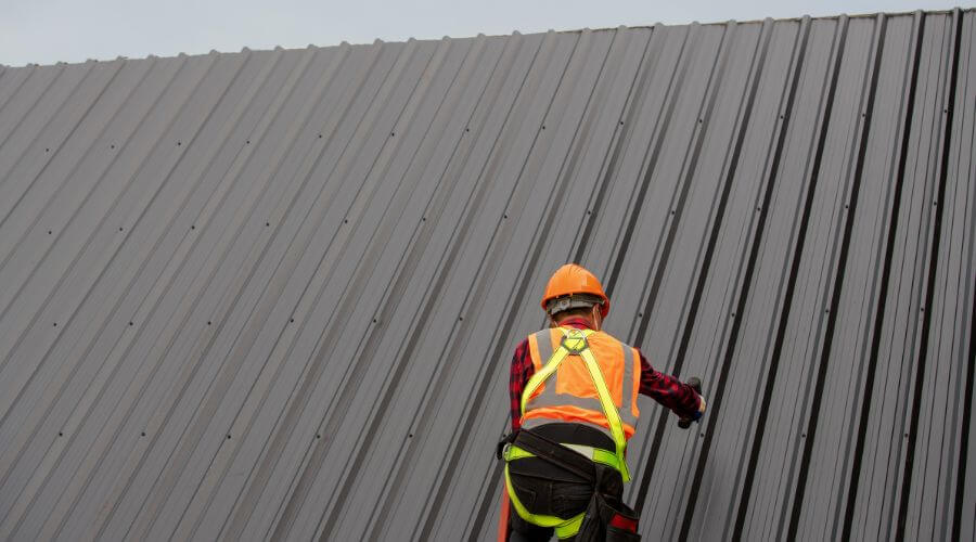 Professional metal roof installation services in Proctorville, NC